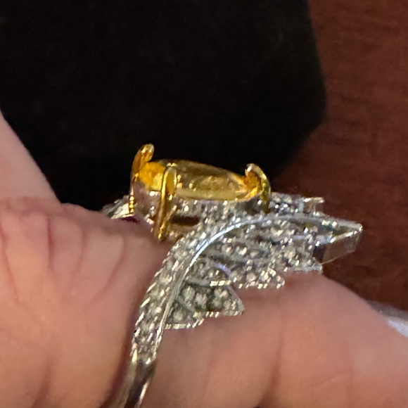 Yellow Zirconia & Simulated Diamond Angel Wings Glam, Luxury, Party Ring, Sz 6 - Picture 5 of 9